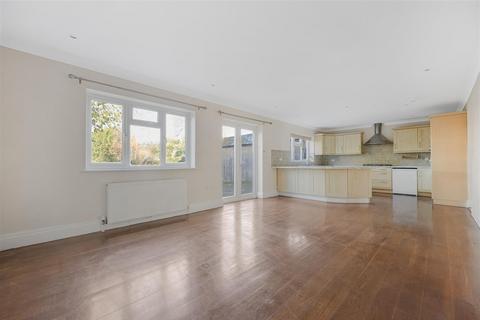 4 bedroom detached house for sale, Spring Lane, Watlington