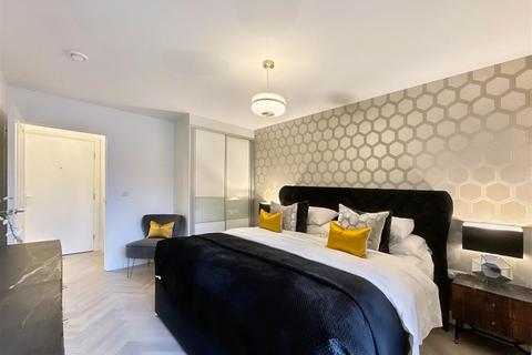 undefined, Kestrel Road, Farnborough