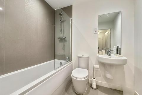 undefined, Kestrel Road, Farnborough