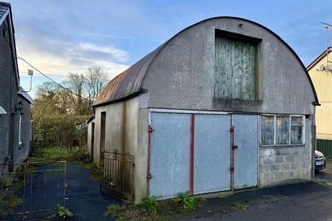 undefined, Drefach, Llanybydder