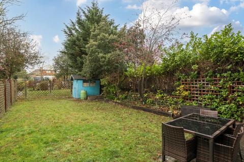 2 bedroom maisonette for sale, Hawes Lane, West Wickham, Kent, BR4