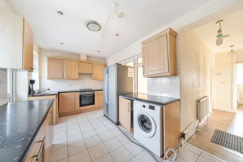 4 bedroom end of terrace house for sale, Fisher Road, Harrow