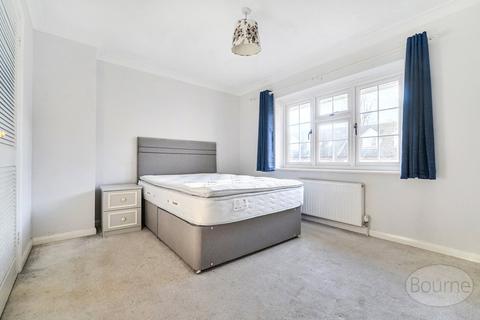 4 bedroom detached house for sale, Madeline Road, Petersfield, Hampshire, GU31
