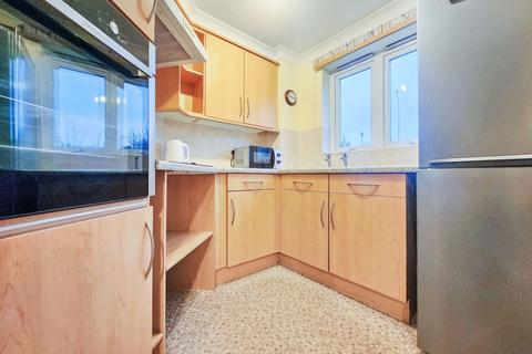 1 bedroom flat for sale, The Grove, Westgate-on-sea CT8