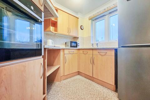 1 bedroom flat for sale, The Grove, Westgate-on-sea CT8