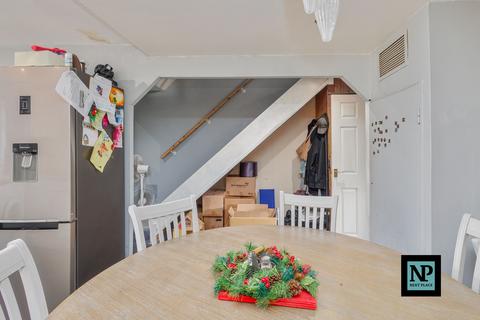 3 bedroom terraced house for sale, Ivatt, Tamworth, B77