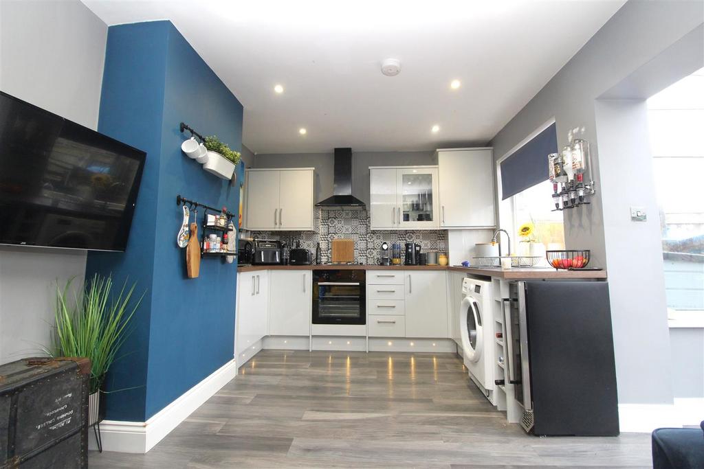 Kitchen/Sitting Room