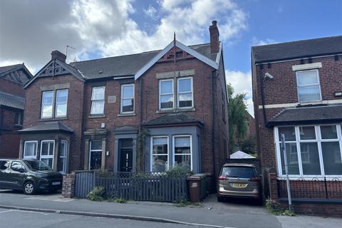 3 bedroom terraced house for sale, Ferrybridge Road, Castleford