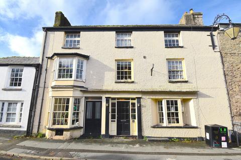 High Street, Crickhowell, Powys.