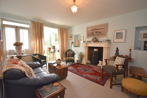7 bedroom townhouse for sale, High Street, Crickhowell, Powys.