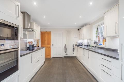 undefined, St. Johns Road, Berkshire RG7