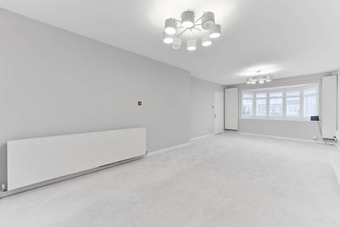 4 bedroom detached house to rent, Croham Park Avenue, South Croydon, CR2
