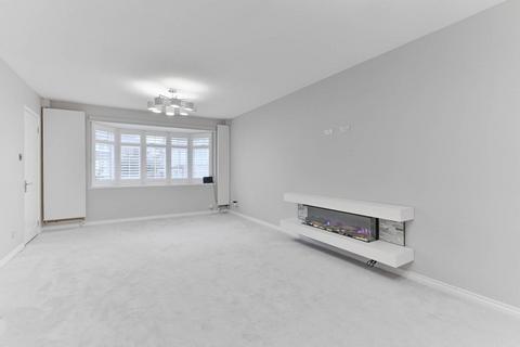 4 bedroom detached house to rent, Croham Park Avenue, South Croydon, CR2