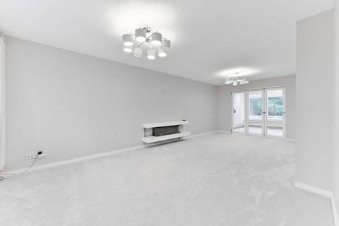undefined, Croham Park Avenue, South Croydon, CR2