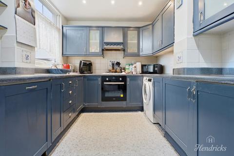 undefined, Walker Drive, Leigh-on-sea, SS9 3