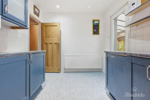 undefined, Walker Drive, Leigh-on-sea, SS9 3
