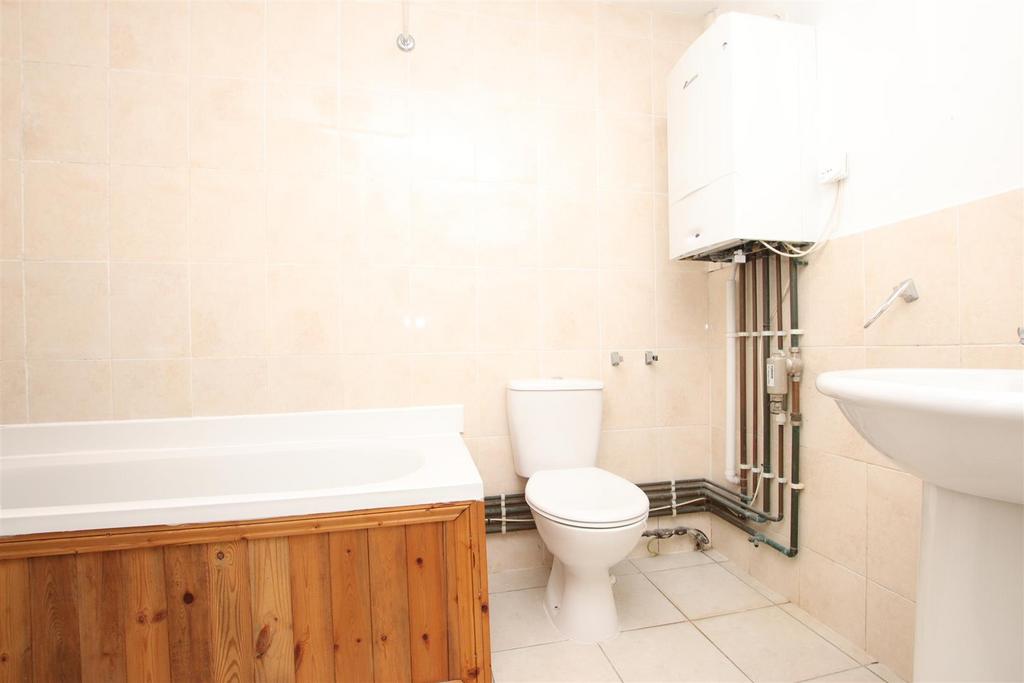 Bathroom.JPG
