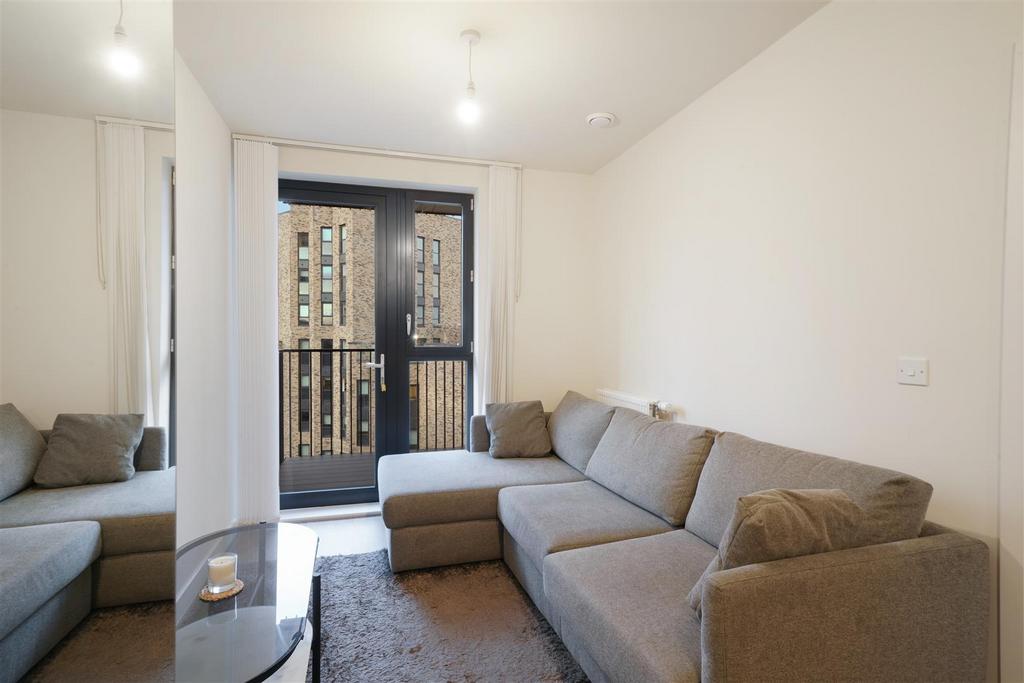Flat 123, 581 North End Road - EFv6 JE6gn7i PFGu Riu O