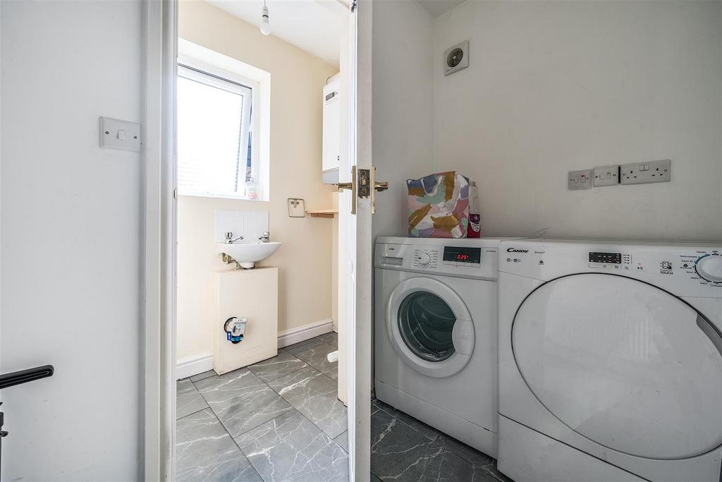 Utility room and w.c