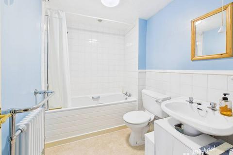 undefined, Parslow Court, Aylesbury, Buckinghamshire