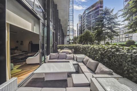 3 bedroom apartment to rent, Riverlight Quay London SW11
