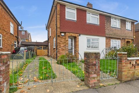 3 bedroom semi-detached house to rent, The Gardens, Feltham, TW14