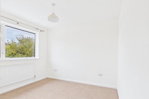 3 bedroom semi-detached house to rent, The Gardens, Feltham, TW14