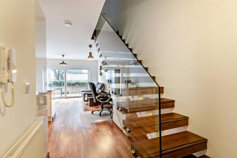 2 bedroom duplex to rent, Flamsteed Close, Cambridge, Cambridgeshire, CB1
