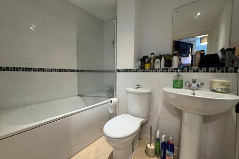 1 bedroom flat to rent, Queens Road, Nottingham, Nottinghamshire, NG2