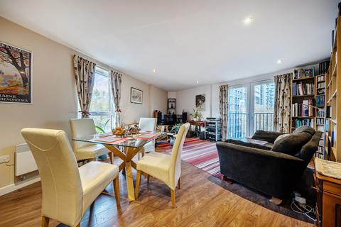 3 bedroom apartment for sale, Sillavan Way, Salford, Greater Manchester