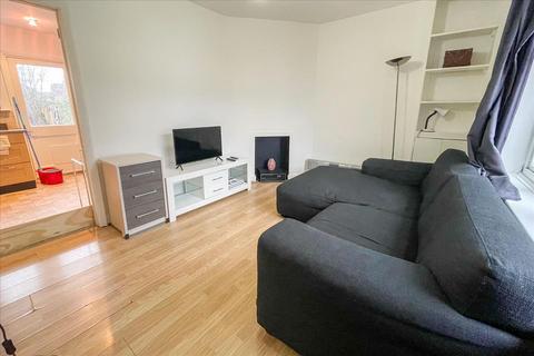 3 bedroom terraced house for sale, Cranleigh Road , Feltham, Middlesex, TW13