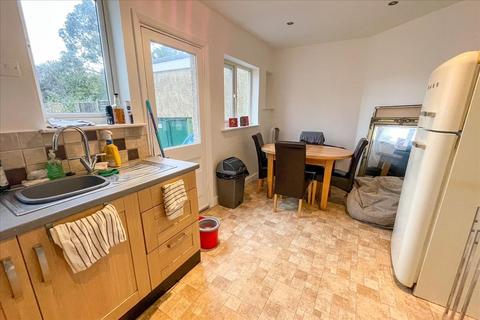 3 bedroom terraced house for sale, Cranleigh Road , Feltham, Middlesex, TW13