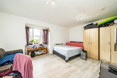 undefined, Conifer Way, Wembley, HA0 3QR