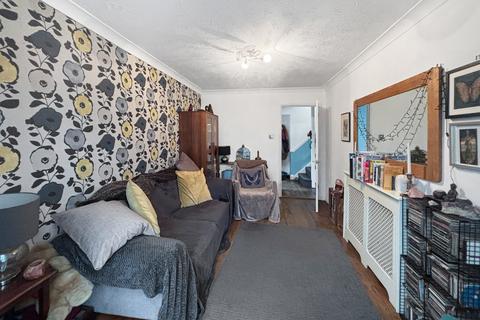 3 bedroom semi-detached house for sale, Frances Close, Wivenhoe, Colchester, CO7