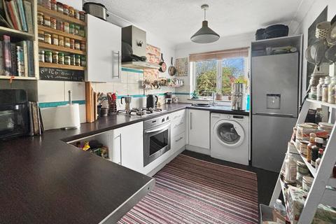 3 bedroom semi-detached house for sale, Frances Close, Wivenhoe, Colchester, CO7