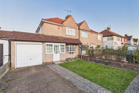 2 bedroom semi-detached house for sale, Parkway, New Addington