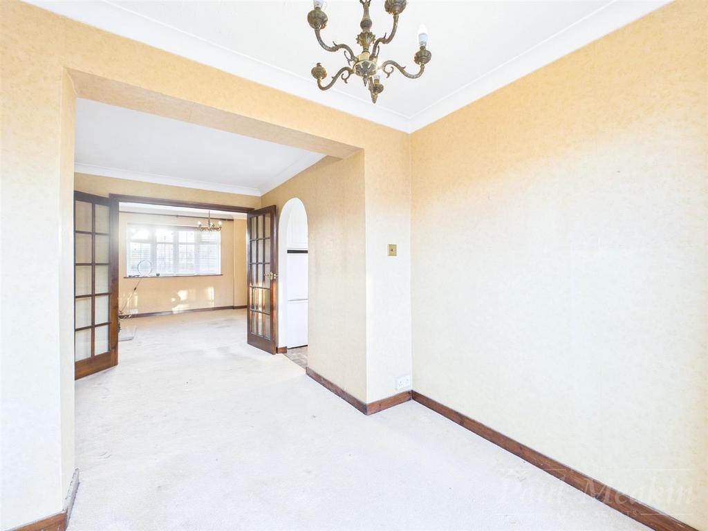 Rear reception Room