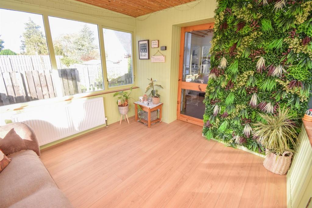 SUN ROOM.jpg
