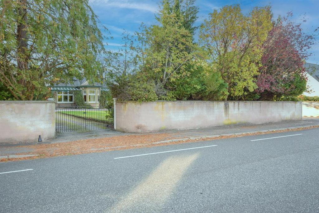 STREET VIEW.jpg
