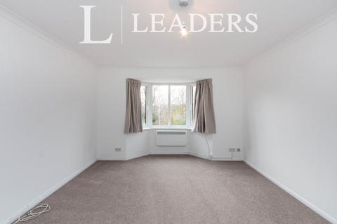 undefined, Foxhills, Woking, GU21