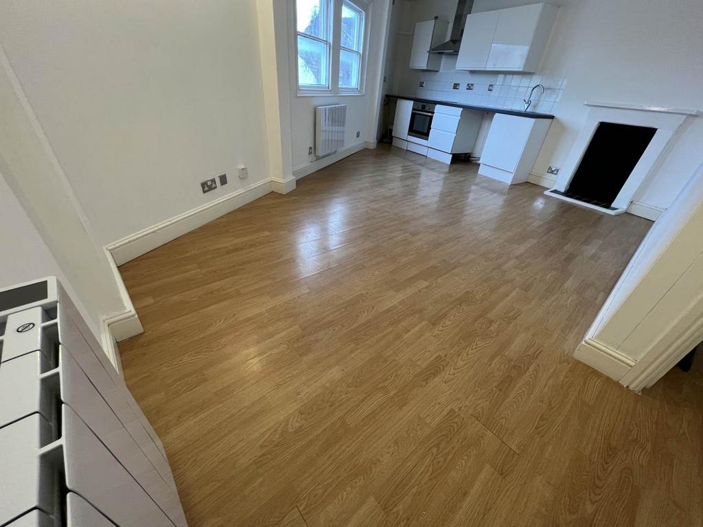 Kitchen lounge