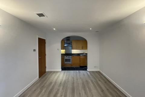2 bedroom flat to rent, Platinum House, Lyon Road, HA1