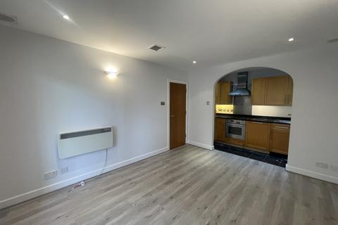 2 bedroom flat to rent, Platinum House, Lyon Road, HA1