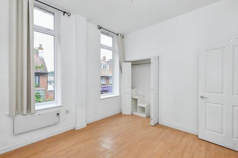 2 bedroom flat for sale, Flat 1 Culpit House, 74-78 Town Centre, Hatfield, Hertfordshire, AL10 0JW