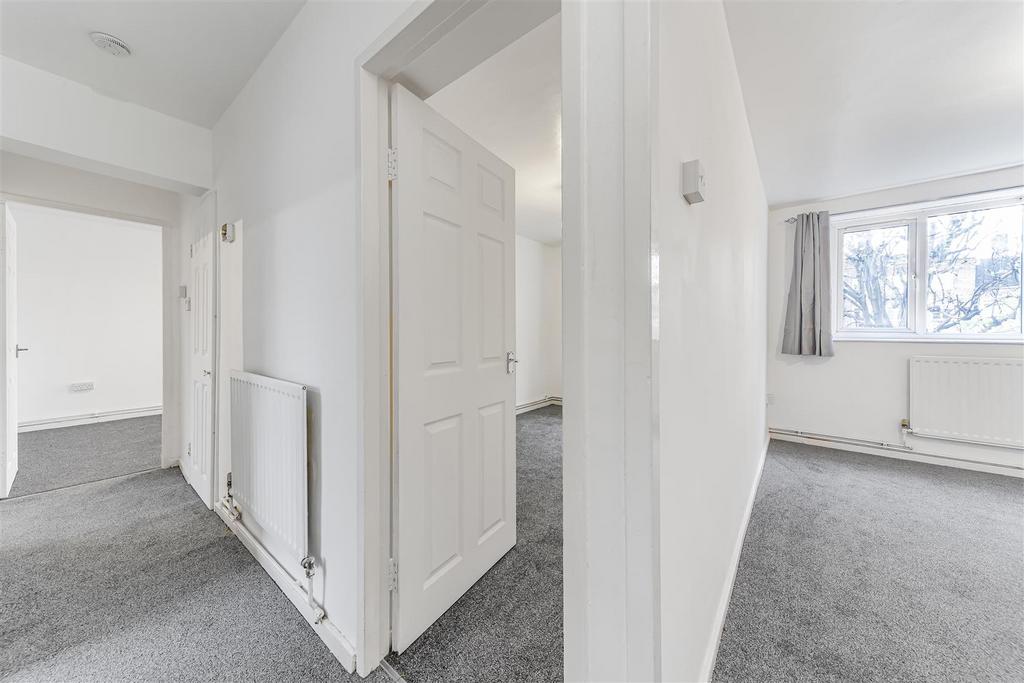 James Anderson Lettings 49 Carslake Rd SW15 3.JPG