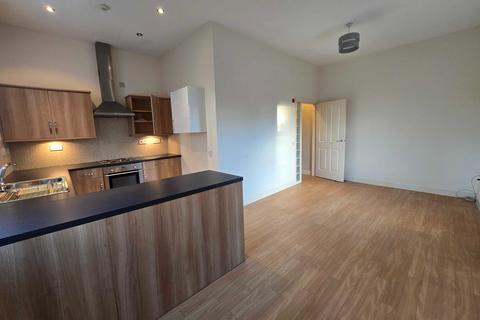 1 bedroom flat to rent,  Bury Old Road , Prestwich M25