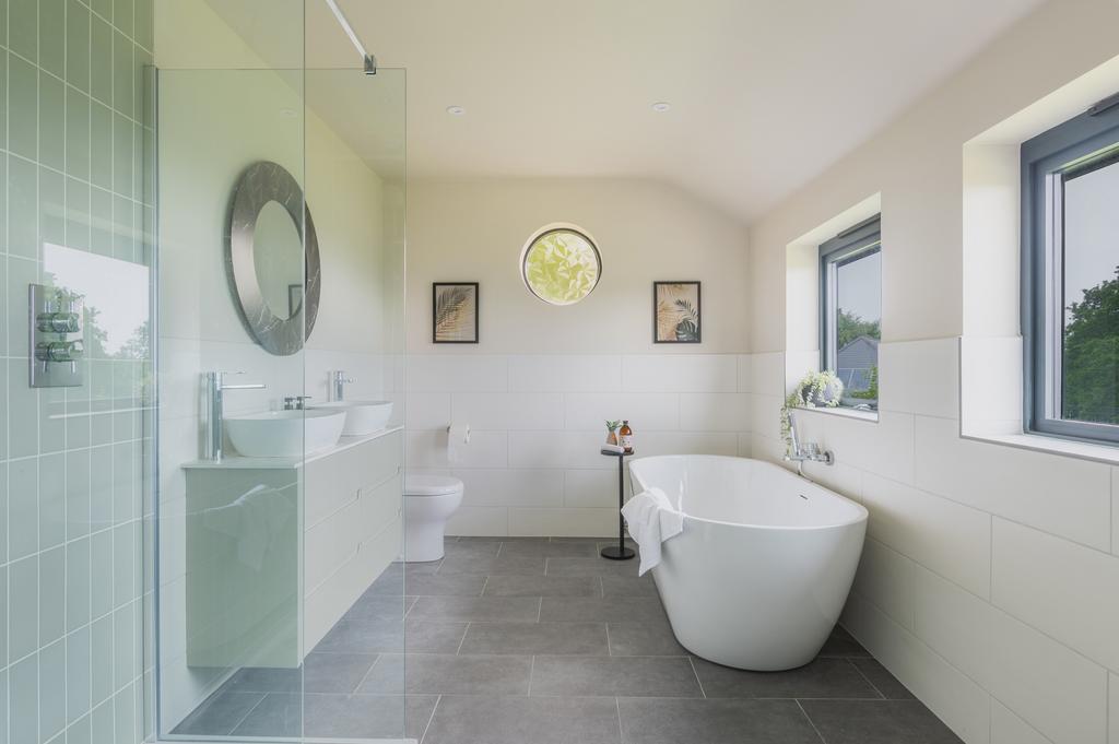 Ensuite Bathroom