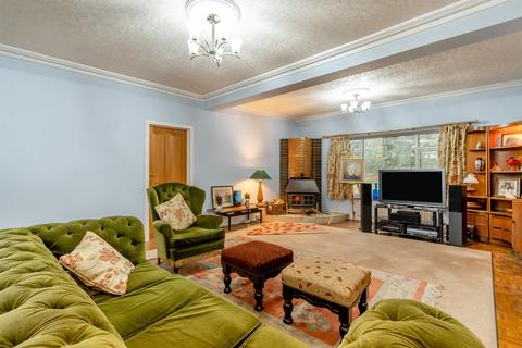 undefined, Cot Hill, Newport
