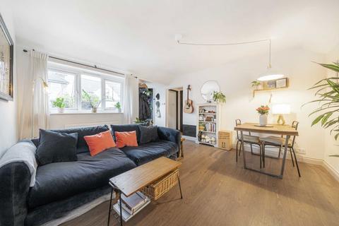 undefined, Victor Road, Teddington TW11