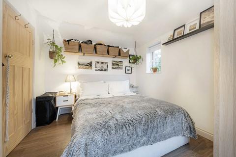 undefined, Victor Road, Teddington TW11